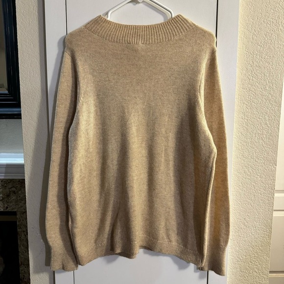 Chico's Cashmere-Blend Embroidered Cheetah Sweater Size Medium - Picture 9 of 10